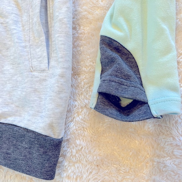 ✨✨HOODIE BRAVE SPIRIT ✨RARE - Picture 4 of 12